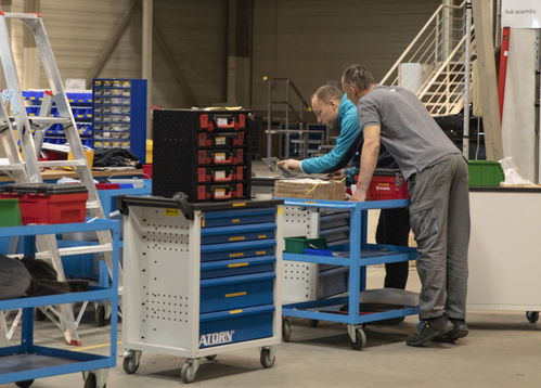 共話中國(guó)經(jīng)濟(jì)新機(jī)遇 在匈牙利感受動(dòng)力滿滿的中國(guó)新能源汽車